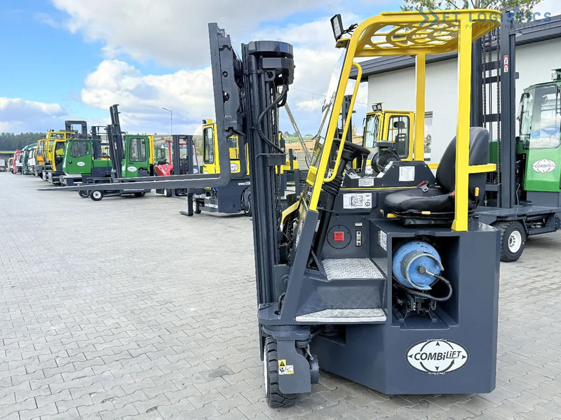 Четырехсторонний погрузчик Combilift C3000CB / GAS / TRIPLEX 4900MM / FREE LIFT / FORK POSITIONER / SIDE SHIFT / EXCELLENT CONDITION / Wide range of four-way and sid: фото 20