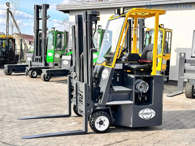 Combilift C3000CB / LPG / TRIPLEX / 4900MM / FREE LIFT / POSITIONER / LIKE NEW C3000CB / LPG / TRIPLEX / 4900MM / FREE LIFT / POSITIONER / - Четырехсторонний погрузчик: фото 3 Combilift C3000CB / LPG / TRIPLEX / 4900MM / FREE LIFT / POSITIONER / LIKE NEW C3000CB / LPG / TRIPLEX / 4900MM / FREE LIFT / POSITIONER / - Четырехсторонний погрузчик: фото 3