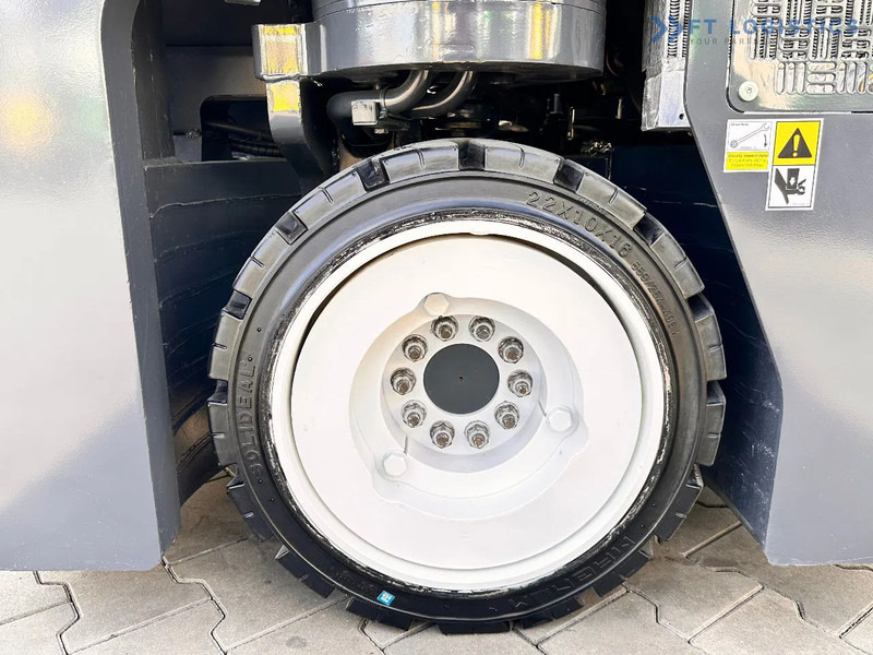 Четырехсторонний погрузчик Combilift C3000CB / LPG / TRIPLEX / 4900MM / FREE LIFT / POSITIONER / LIKE NEW C3000CB / LPG / TRIPLEX / 4900MM / FREE LIFT / POSITIONER /: фото 20