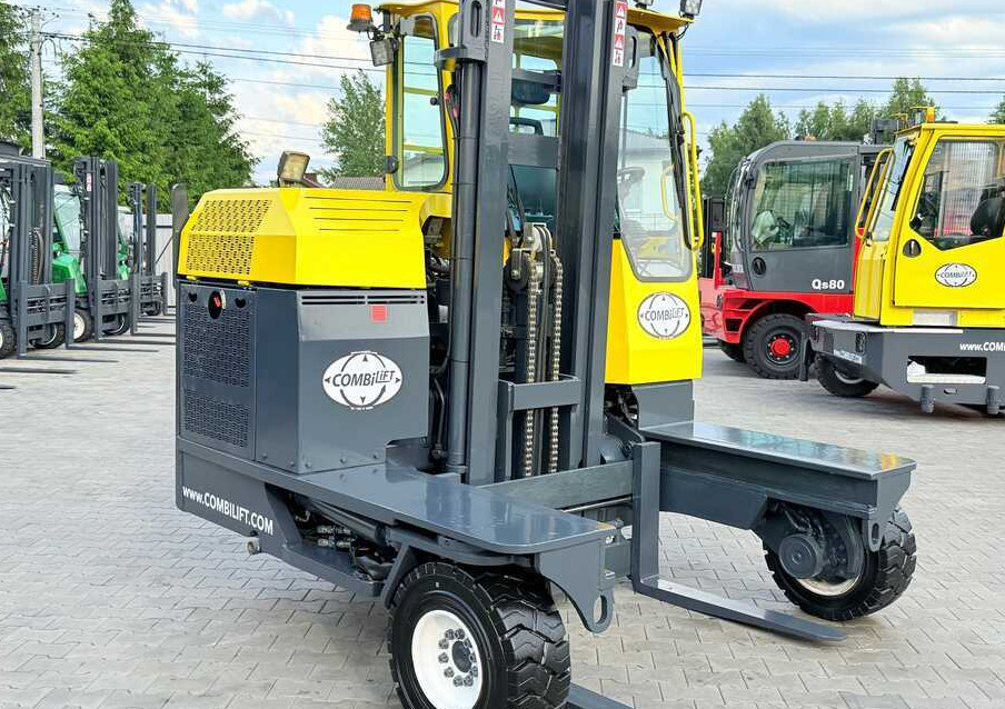 Combilift C3000XL / DUPLEX - 3200MM / FREE LIFT / XL CABIN / SIDESHIFT / ONLY 3087 HOURS / LIKE NEW - Четырехсторонний погрузчик: фото 5 Combilift C3000XL / DUPLEX - 3200MM / FREE LIFT / XL CABIN / SIDESHIFT / ONLY 3087 HOURS / LIKE NEW - Четырехсторонний погрузчик: фото 5