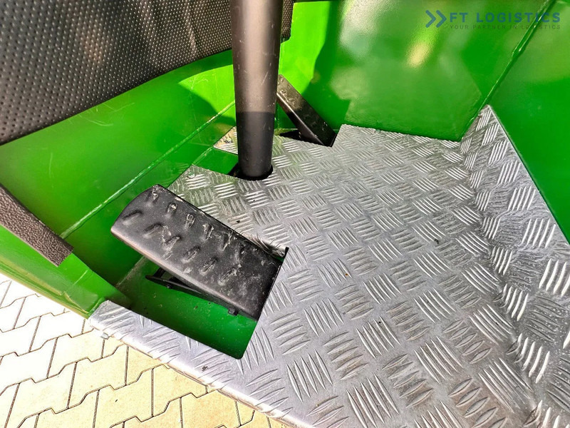 Четырехсторонний погрузчик Combilift C4000 / TRIPLEX / 4900MM / LPG / FREE LIFT / FORK SHIFT / LIKE NEW C4000 / TRIPLEX / 4900MM / LPG / FREE LIFT / FORK SHIFT / LIK: фото 18 Четырехсторонний погрузчик Combilift C4000 / TRIPLEX / 4900MM / LPG / FREE LIFT / FORK SHIFT / LIKE NEW C4000 / TRIPLEX / 4900MM / LPG / FREE LIFT / FORK SHIFT / LIK: фото 18