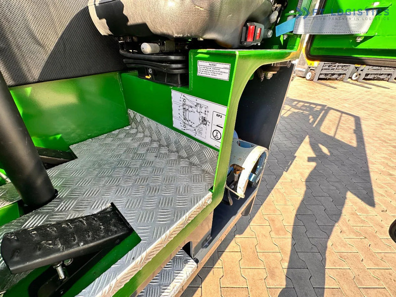 Четырехсторонний погрузчик Combilift C4000 / TRIPLEX / 4900MM / LPG / FREE LIFT / FORK SHIFT / LIKE NEW C4000 / TRIPLEX / 4900MM / LPG / FREE LIFT / FORK SHIFT / LIK: фото 19 Четырехсторонний погрузчик Combilift C4000 / TRIPLEX / 4900MM / LPG / FREE LIFT / FORK SHIFT / LIKE NEW C4000 / TRIPLEX / 4900MM / LPG / FREE LIFT / FORK SHIFT / LIK: фото 19