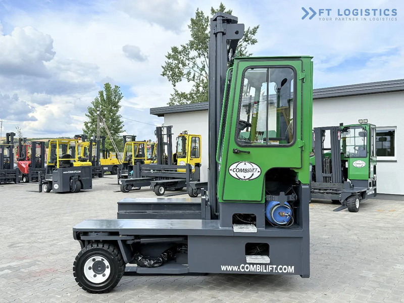 Combilift C8000 / GAS / DUPLEX – 4700MM / FORK POSITIONER / FREE LIFT / FULL HEATED CABIN / ONLY 5141 HOURS / CONDITION – LIKE NEW! C8000 - Четырехсторонний погрузчик: фото 2 Combilift C8000 / GAS / DUPLEX – 4700MM / FORK POSITIONER / FREE LIFT / FULL HEATED CABIN / ONLY 5141 HOURS / CONDITION – LIKE NEW! C8000 - Четырехсторонний погрузчик: фото 2