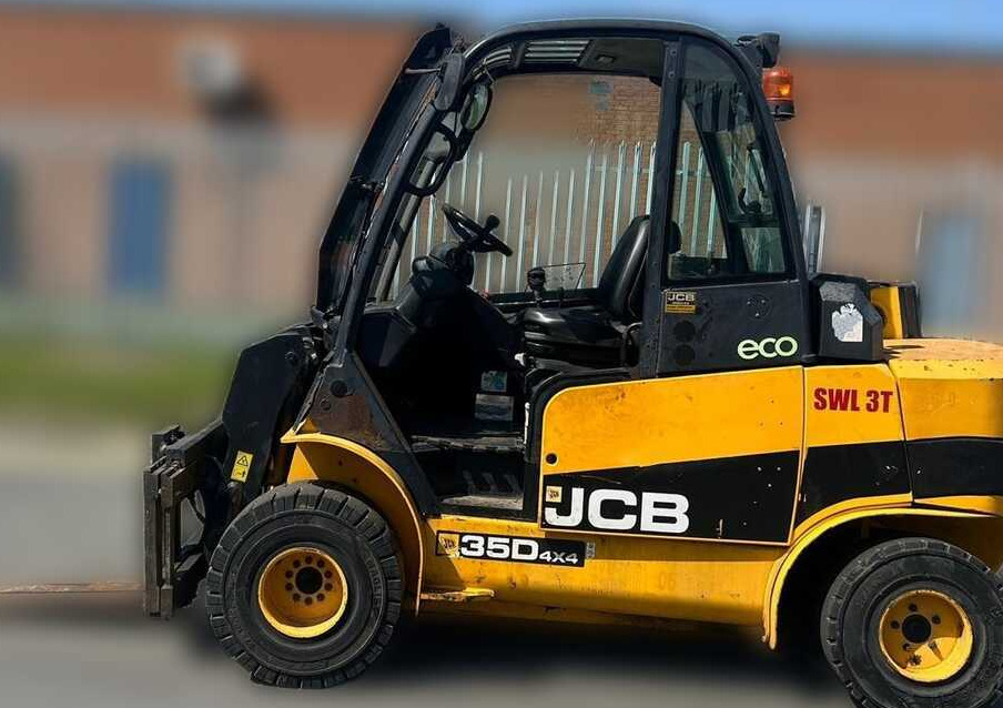 JCB TLT35D / 4X4 / DIESEL / 4100MM / CABIN / LIKE NEW - Телескопический погрузчик: фото 4 JCB TLT35D / 4X4 / DIESEL / 4100MM / CABIN / LIKE NEW - Телескопический погрузчик: фото 4