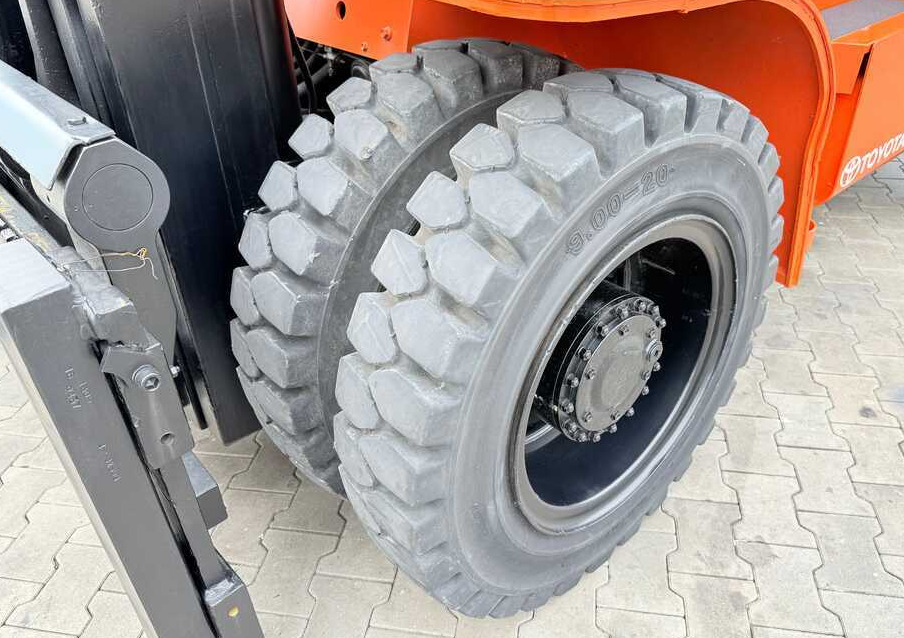 Toyota 60-5FD80 / DIESEL / DUPLEX - 4500MM / NEW TYRES / HEATED CABIN / 8 TON / UDT / EXCELLENT CONDITION - Дизельный погрузчик: фото 4 Toyota 60-5FD80 / DIESEL / DUPLEX - 4500MM / NEW TYRES / HEATED CABIN / 8 TON / UDT / EXCELLENT CONDITION - Дизельный погрузчик: фото 4