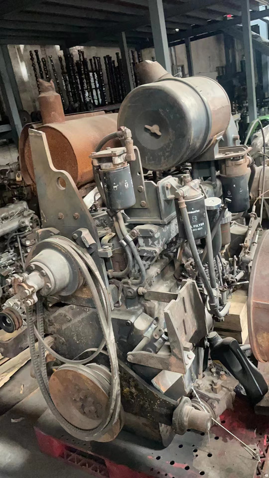 KOMATSU 6D125E-2 - Двигатель для Погрузчиков: фото 4 KOMATSU 6D125E-2 - Двигатель для Погрузчиков: фото 4