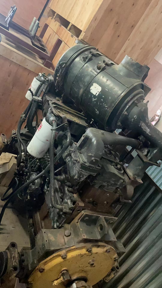 KOMATSU 6D125E-2 - Двигатель для Бульдозеров: фото 1 KOMATSU 6D125E-2 - Двигатель для Бульдозеров: фото 1