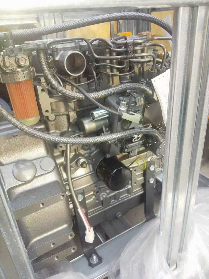 YANMAR 3TNV76 - Двигатель для Экскаваторов: фото 2 YANMAR 3TNV76 - Двигатель для Экскаваторов: фото 2