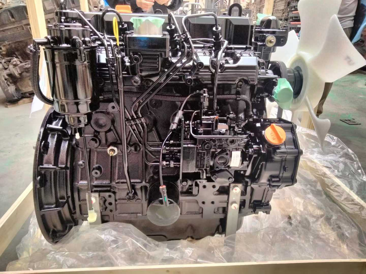 YANMAR 4TNE98 - Двигатель для Строительной техники: фото 1 YANMAR 4TNE98 - Двигатель для Строительной техники: фото 1