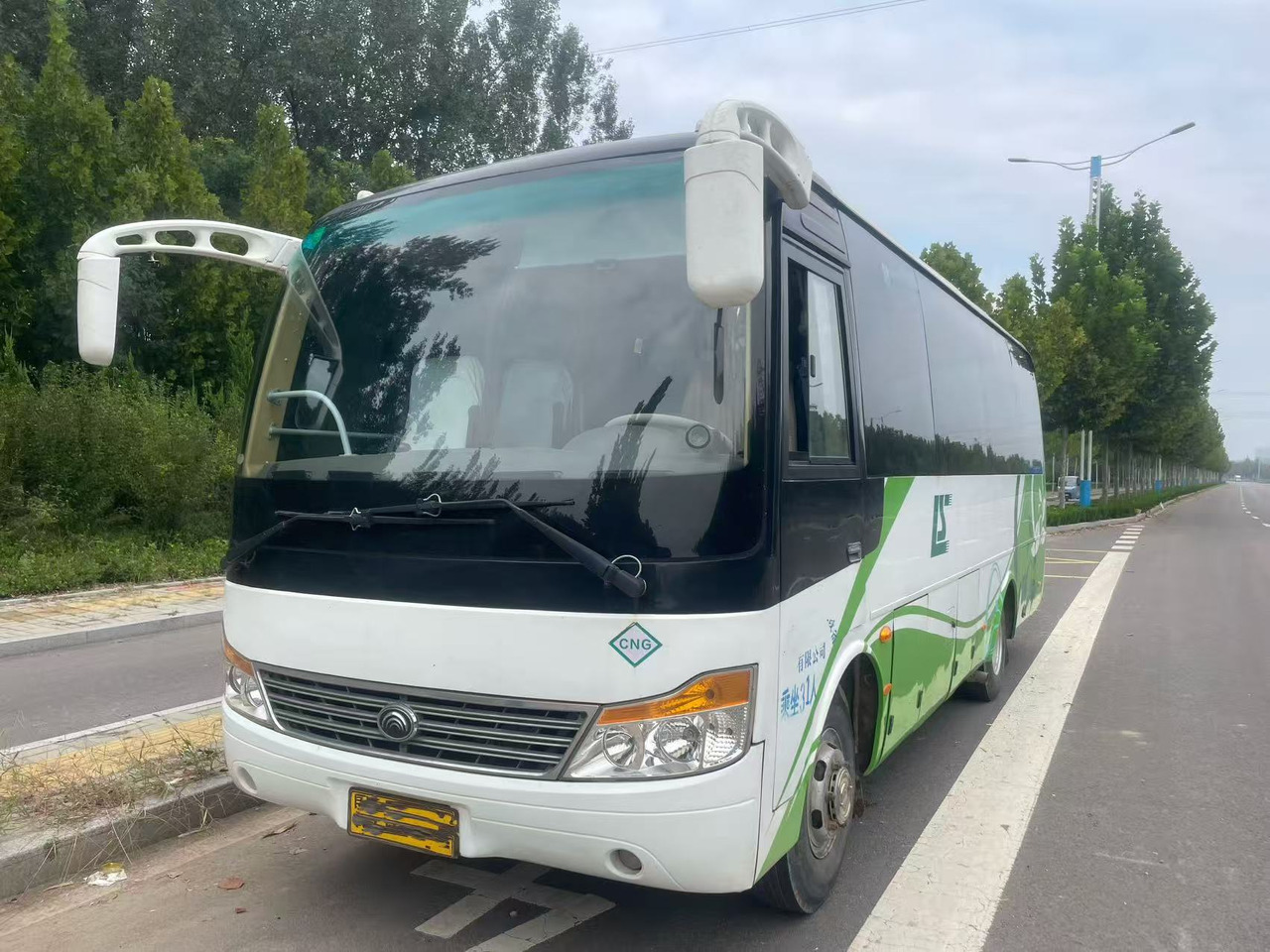 YUTONG 31 seats ZK6852HNG2 - Туристический автобус: фото 1 YUTONG 31 seats ZK6852HNG2 - Туристический автобус: фото 1