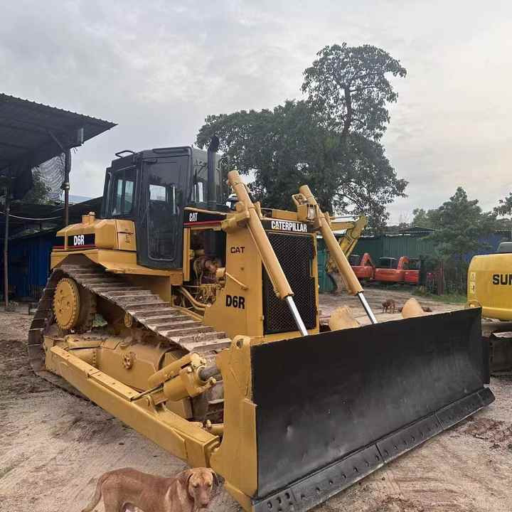 100% Original Caterpillar D6r Bulldozer with Cabin on Sale Used Original Japan Brand Catd6r Crawler Bulldozer High Performance - Бульдозер: фото 5 100% Original Caterpillar D6r Bulldozer with Cabin on Sale Used Original Japan Brand Catd6r Crawler Bulldozer High Performance - Бульдозер: фото 5
