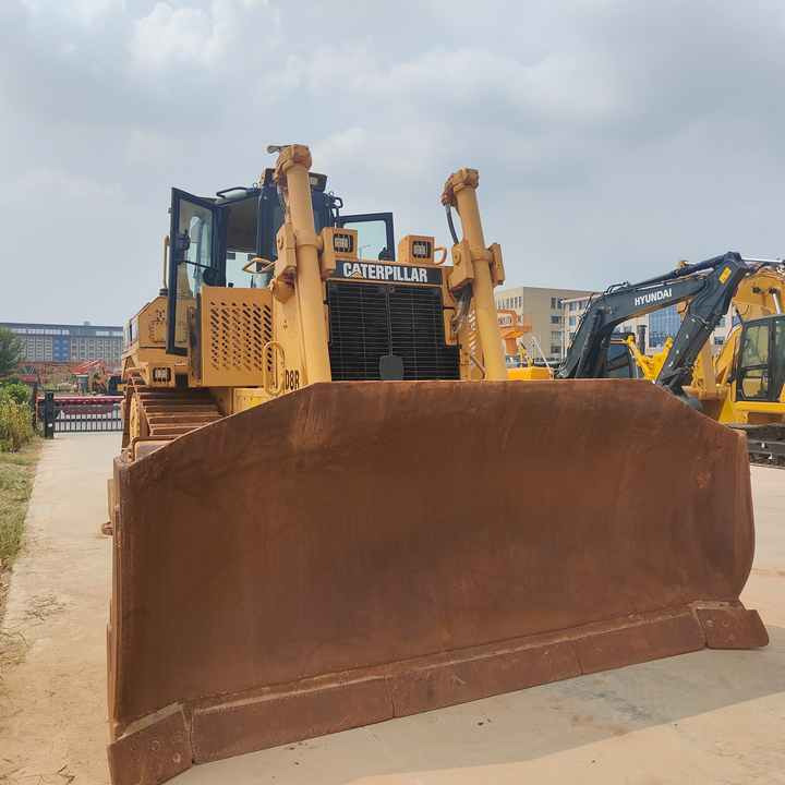 100% Original Paint Used Caterpillar D8R Bulldozer CAT D8R Crawler Dozer with Superior Performance and Power for Sale в лизинг 100% Original Paint Used Caterpillar D8R Bulldozer CAT D8R Crawler Dozer with Superior Performance and Power for Sale: фото 6