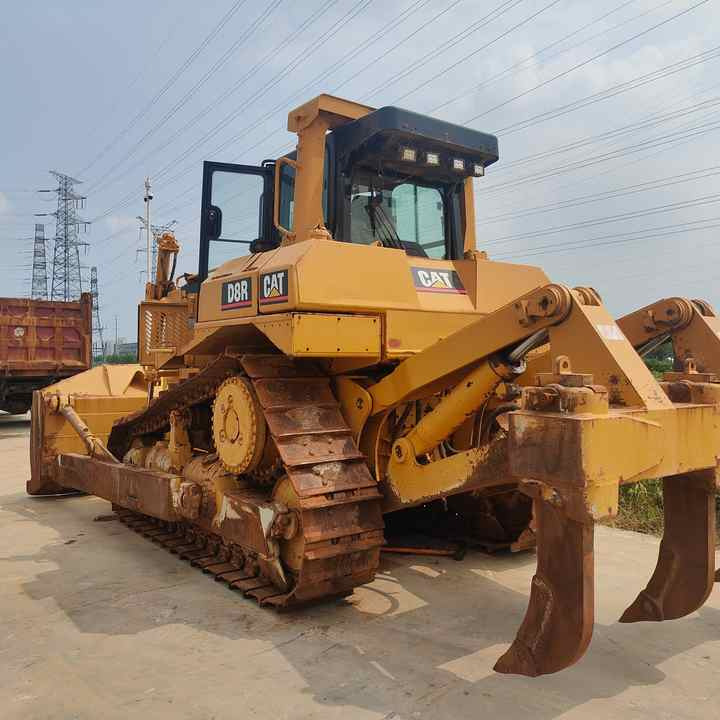 100% Original Paint Used Caterpillar D8R Bulldozer CAT D8R Crawler Dozer with Superior Performance and Power for Sale - Бульдозер: фото 2 100% Original Paint Used Caterpillar D8R Bulldozer CAT D8R Crawler Dozer with Superior Performance and Power for Sale - Бульдозер: фото 2