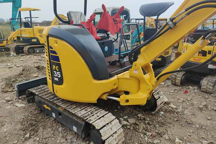 Best Quality Komatsu PC35-2 Used Mini Excavator Earth-moving Machinery in Good Condition - Гусеничный экскаватор: фото 4 Best Quality Komatsu PC35-2 Used Mini Excavator Earth-moving Machinery in Good Condition - Гусеничный экскаватор: фото 4