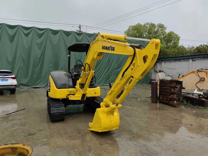 Cheap Selling Second Hand Mini Excavator Komatsu PC40 4Ton Japanese Komatsu PC40 Used Excavator for Sale - Экскаватор: фото 3 Cheap Selling Second Hand Mini Excavator Komatsu PC40 4Ton Japanese Komatsu PC40 Used Excavator for Sale - Экскаватор: фото 3