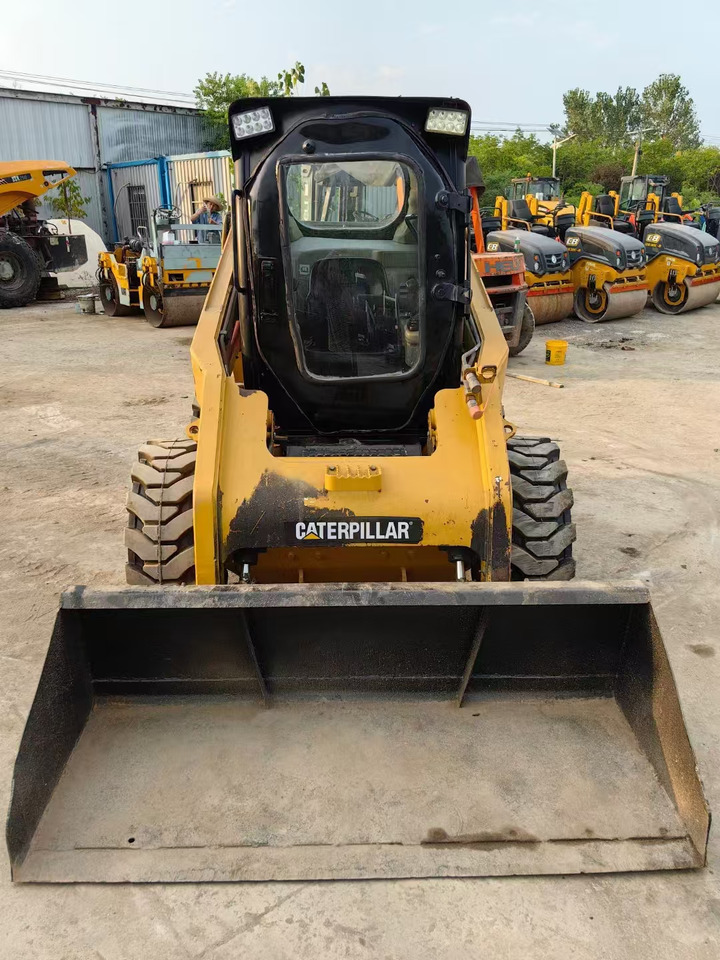 Excellent Quality CAT 246C Skid-steers Global Sale - Мини-погрузчик с бортовым поворотом: фото 4 Excellent Quality CAT 246C Skid-steers Global Sale - Мини-погрузчик с бортовым поворотом: фото 4