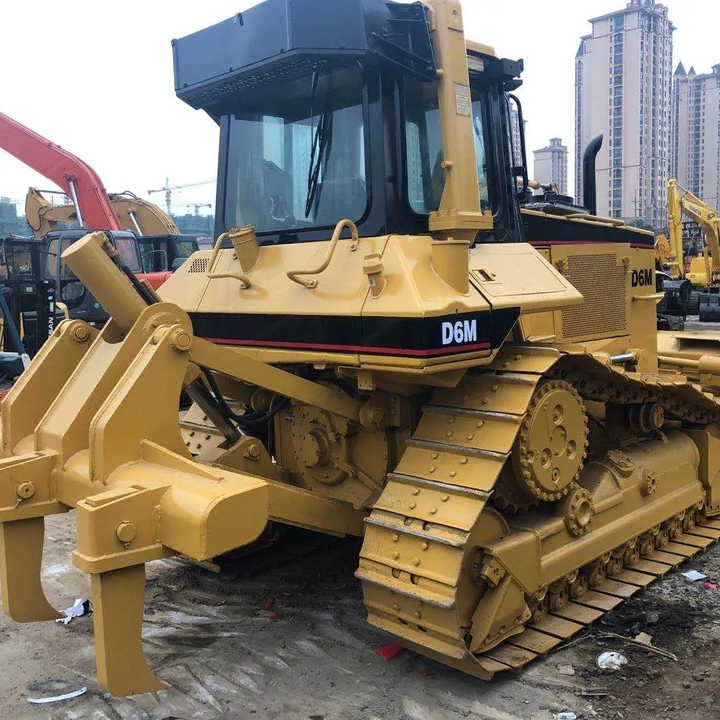 Good Condition D6m Mini Bulldozer New Crawler Bulldozer with Parts Price Bulldozers - Бульдозер: фото 4 Good Condition D6m Mini Bulldozer New Crawler Bulldozer with Parts Price Bulldozers - Бульдозер: фото 4