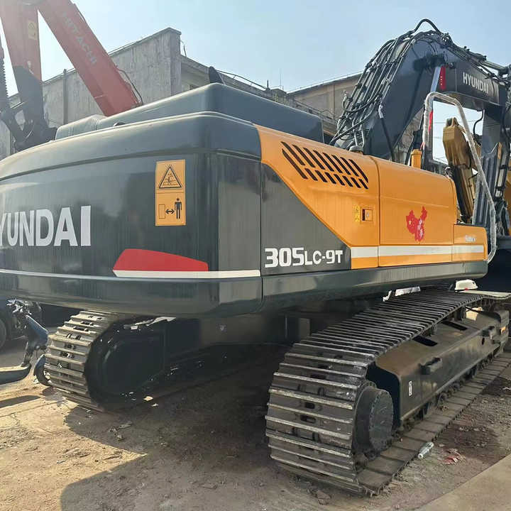 Heavy-Duty Hyundai 305 Excavator for Mining & Construction - Well-Maintained, Warranty Included - Гусеничный экскаватор: фото 1 Heavy-Duty Hyundai 305 Excavator for Mining & Construction - Well-Maintained, Warranty Included - Гусеничный экскаватор: фото 1