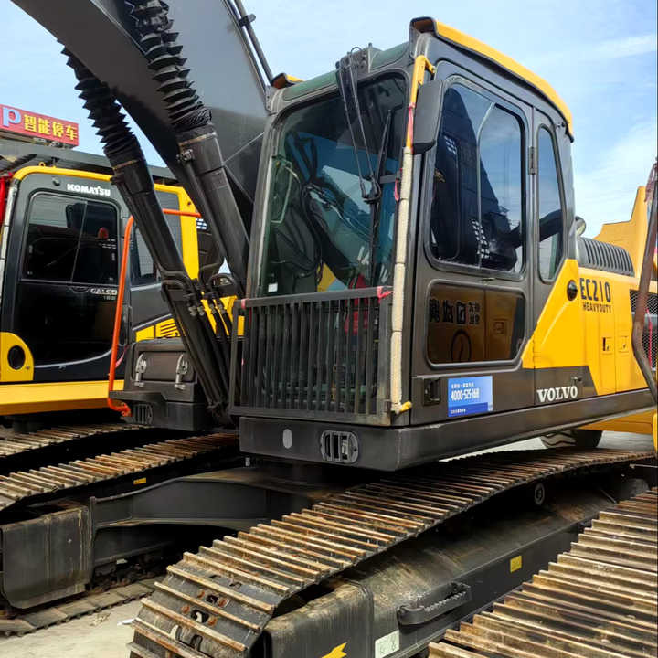 Hot Selling volvo Brand Ec210 20tons Excavator in Stock Used Korea Brand volvo Ec210 240 290 Excavator for Sale - Гусеничный экскаватор: фото 1 Hot Selling volvo Brand Ec210 20tons Excavator in Stock Used Korea Brand volvo Ec210 240 290 Excavator for Sale - Гусеничный экскаватор: фото 1