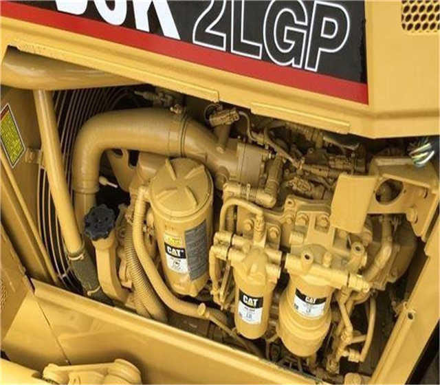 Used Cat D5k D5g D5 D5m D5h Crawler Bulldozer , CAT Bulldozer with Ripper , Original Cat Bulldozers - Бульдозер: фото 4 Used Cat D5k D5g D5 D5m D5h Crawler Bulldozer , CAT Bulldozer with Ripper , Original Cat Bulldozers - Бульдозер: фото 4