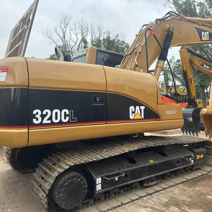 Used Excavator CAT 320C Second Hand Highly Competitive Digging Machine 325C 330C for Sale - Гусеничный экскаватор: фото 1 Used Excavator CAT 320C Second Hand Highly Competitive Digging Machine 325C 330C for Sale - Гусеничный экскаватор: фото 1