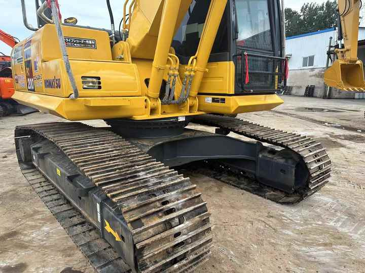 Used Good Quality Japan Original PC200-8 in Good Condition PC200-8 Komatsu - Гусеничный экскаватор: фото 2 Used Good Quality Japan Original PC200-8 in Good Condition PC200-8 Komatsu - Гусеничный экскаватор: фото 2