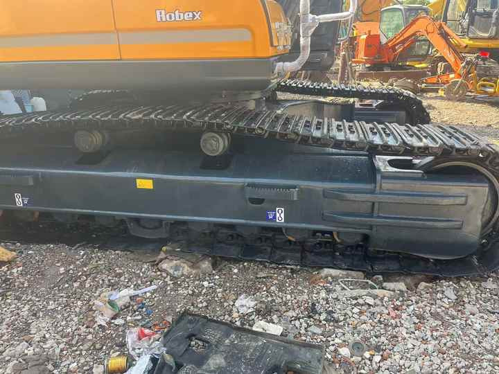 Used HYUNDAI 305LC-9T Crawler Excavator with Good Performance Hyundai30 Tons Earthmoving Machinery with Low Price On-sale - Гусеничный экскаватор: фото 2 Used HYUNDAI 305LC-9T Crawler Excavator with Good Performance Hyundai30 Tons Earthmoving Machinery with Low Price On-sale - Гусеничный экскаватор: фото 2