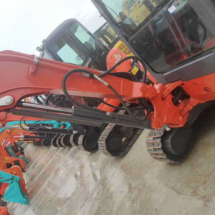 Used Heavy Construction Equipment Kubota U35 Excavator Used Machine - Гусеничный экскаватор: фото 3 Used Heavy Construction Equipment Kubota U35 Excavator Used Machine - Гусеничный экскаватор: фото 3