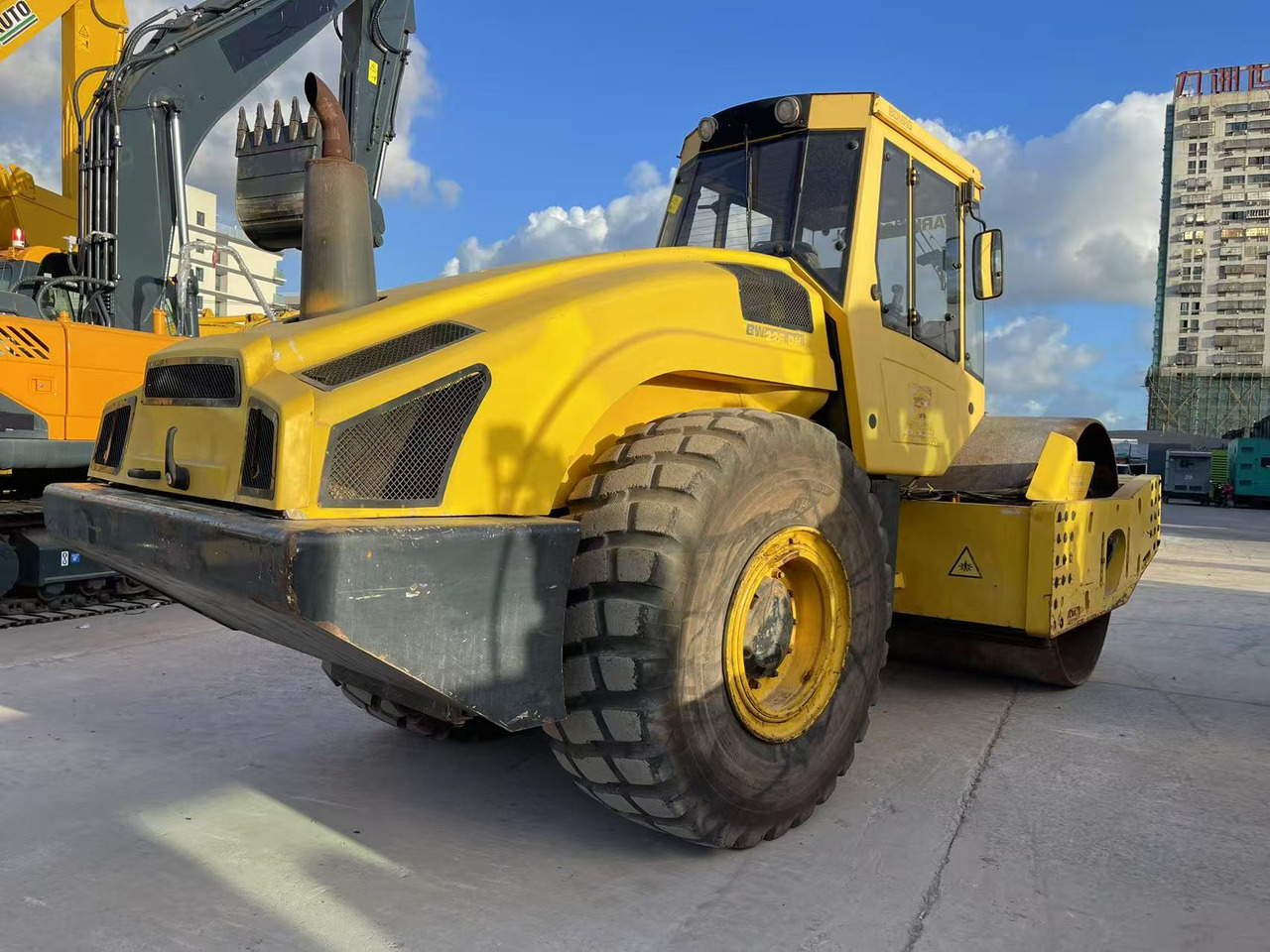 BOMAG BW226 - Дорожный каток: фото 3 BOMAG BW226 - Дорожный каток: фото 3