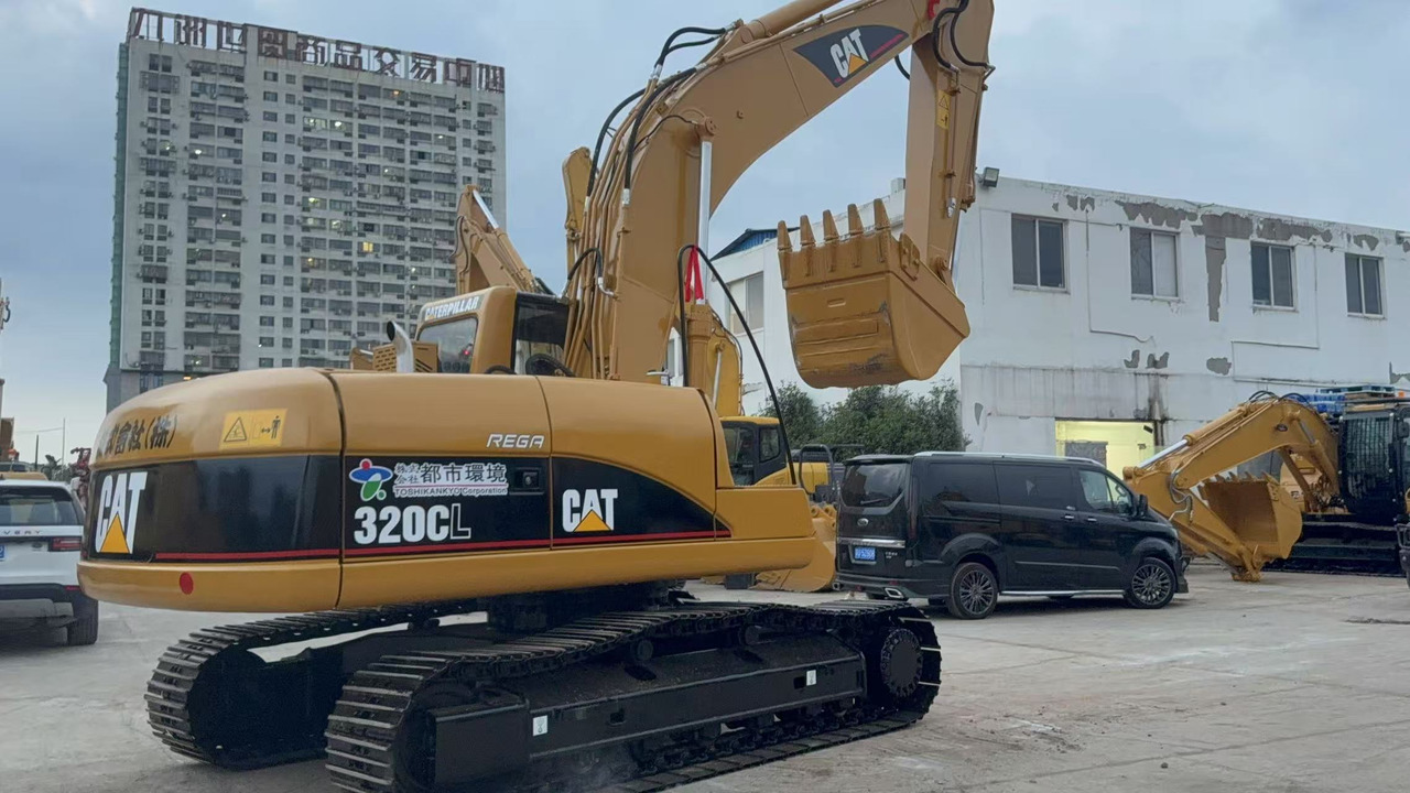 CATERPILLAR 320C - Гусеничный экскаватор: фото 3 CATERPILLAR 320C - Гусеничный экскаватор: фото 3