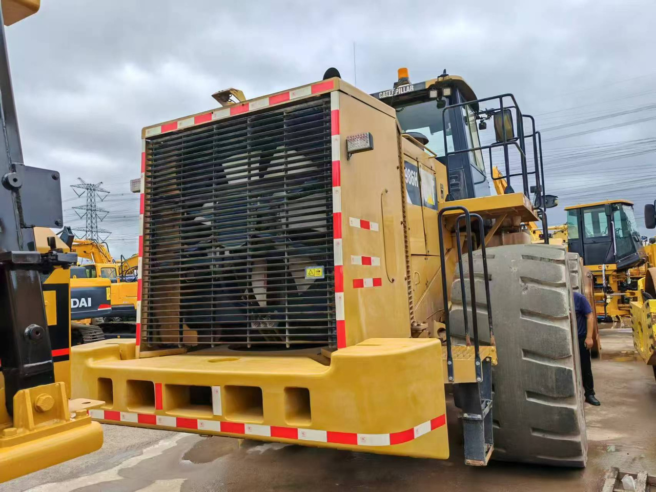 CATERPILLAR 986H - Гусеничный погрузчик: фото 3 CATERPILLAR 986H - Гусеничный погрузчик: фото 3