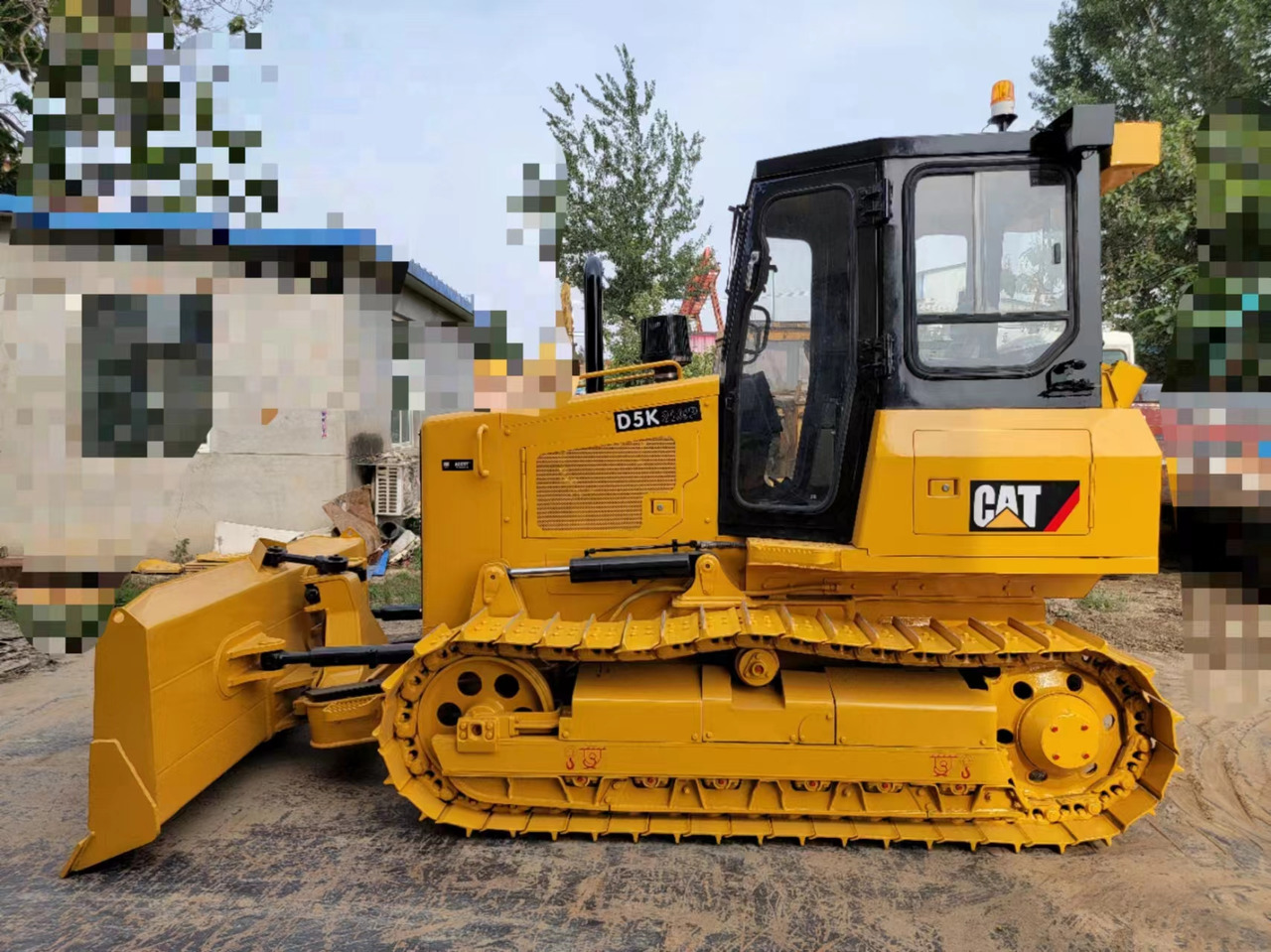 CATERPILLAR D5K - Бульдозер: фото 1 CATERPILLAR D5K - Бульдозер: фото 1