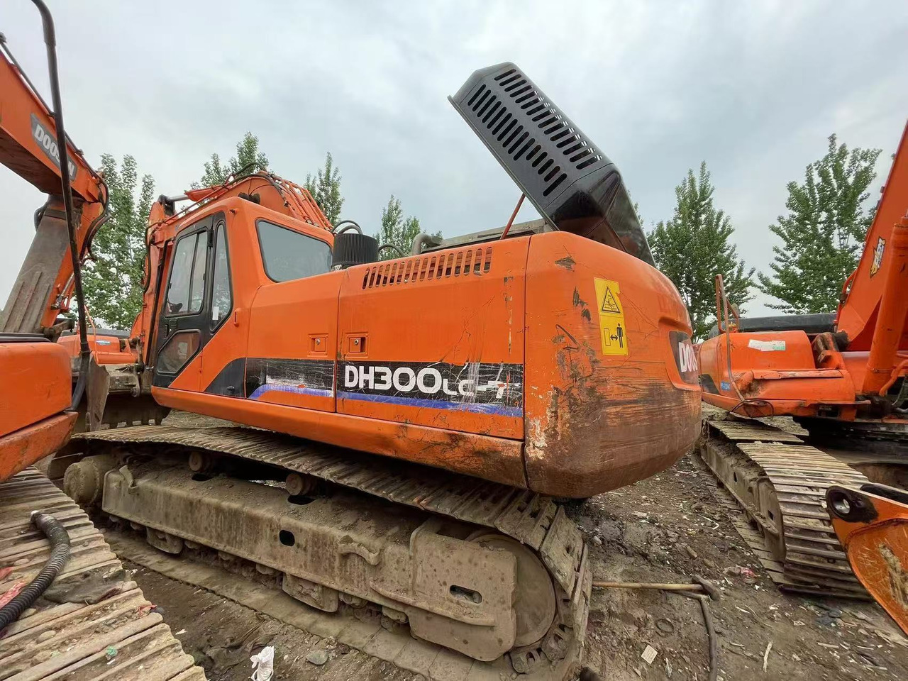 DOOSAN DH300LC-7 - Гусеничный экскаватор: фото 2 DOOSAN DH300LC-7 - Гусеничный экскаватор: фото 2