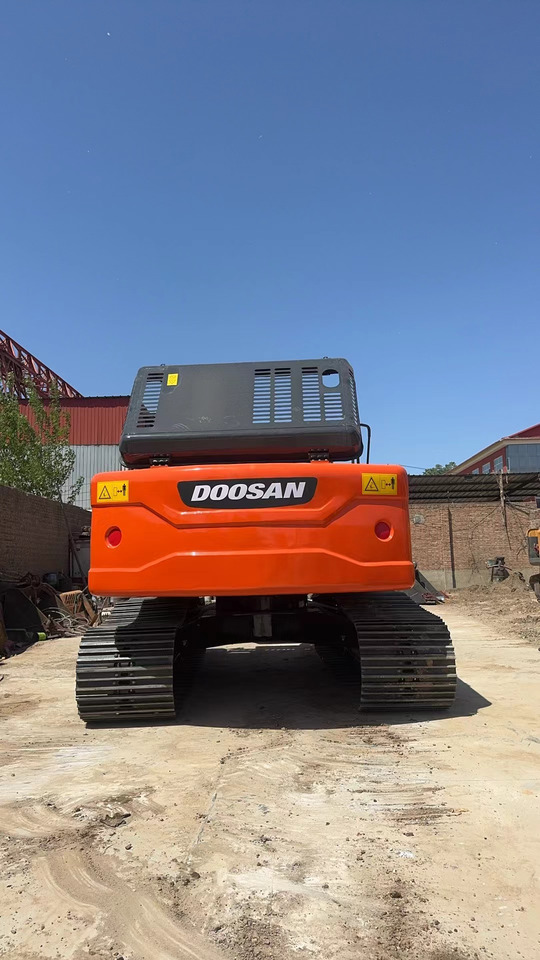 DOOSAN DX225LC-7 - Гусеничный экскаватор: фото 2 DOOSAN DX225LC-7 - Гусеничный экскаватор: фото 2