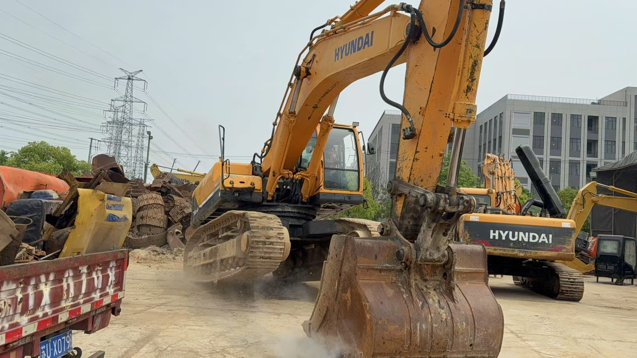 HYUNDAI R520 - Гусеничный экскаватор: фото 3 HYUNDAI R520 - Гусеничный экскаватор: фото 3