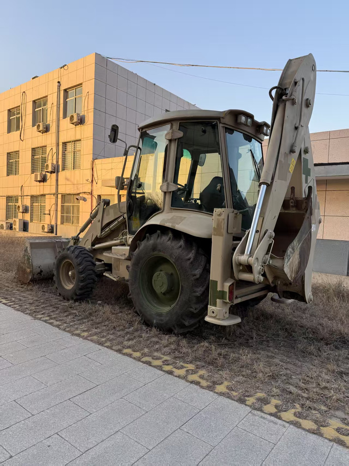 JCB 3CX - Экскаватор-погрузчик: фото 4 JCB 3CX - Экскаватор-погрузчик: фото 4