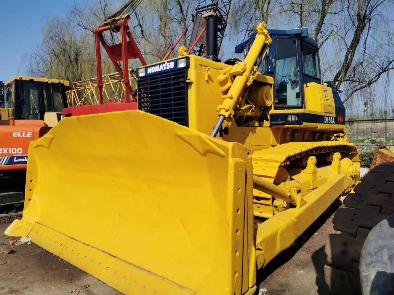 KOMATSU D155A-2 - Бульдозер: фото 2 KOMATSU D155A-2 - Бульдозер: фото 2