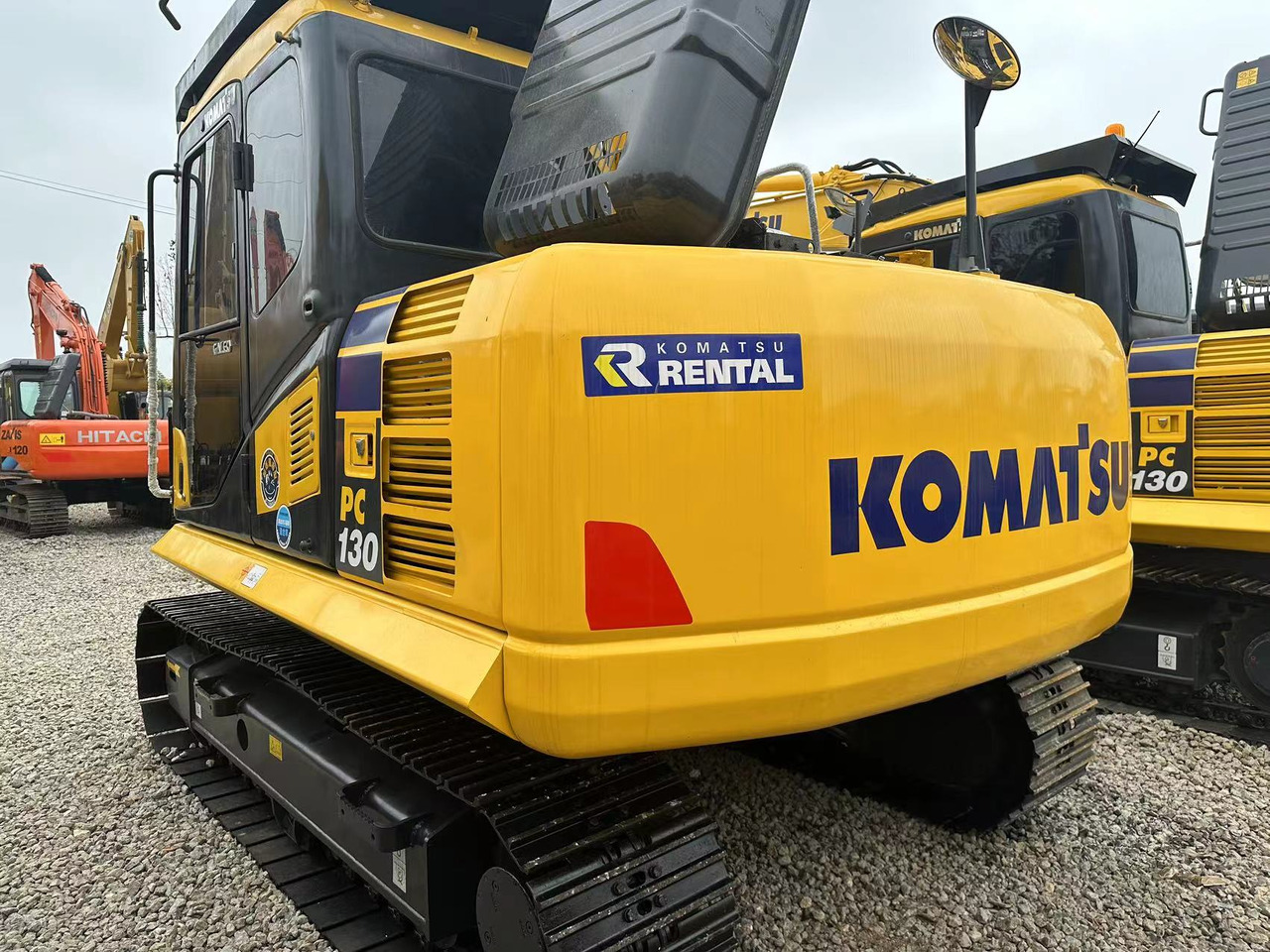 KOMATSU PC130-7 - Гусеничный экскаватор: фото 1 KOMATSU PC130-7 - Гусеничный экскаватор: фото 1
