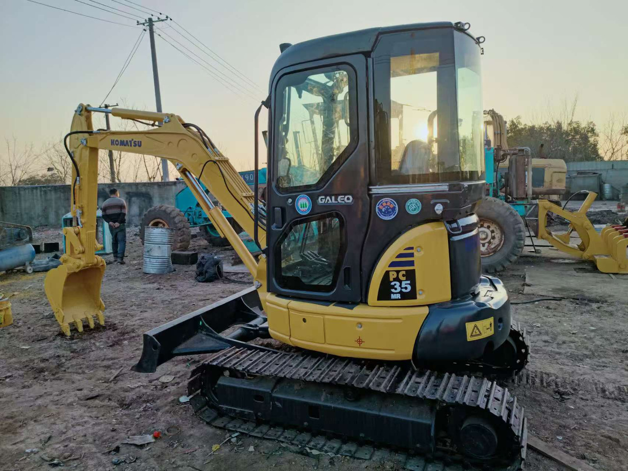 KOMATSU PC35 - Мини-экскаватор: фото 1 KOMATSU PC35 - Мини-экскаватор: фото 1