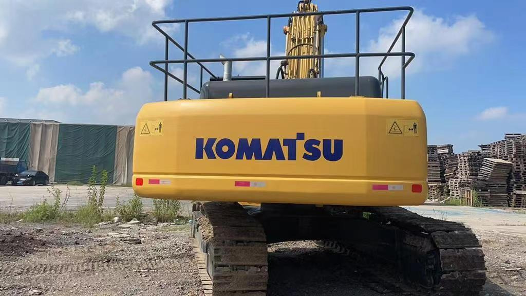 KOMATSU PC400-7 - Гусеничный экскаватор: фото 3 KOMATSU PC400-7 - Гусеничный экскаватор: фото 3