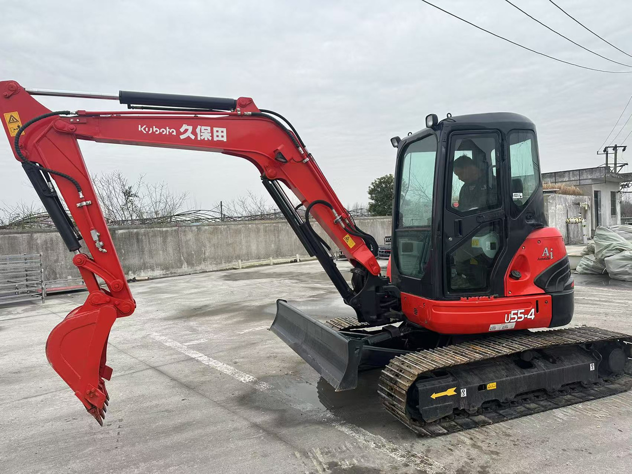 KUBOTA U55 - Мини-экскаватор: фото 1 KUBOTA U55 - Мини-экскаватор: фото 1