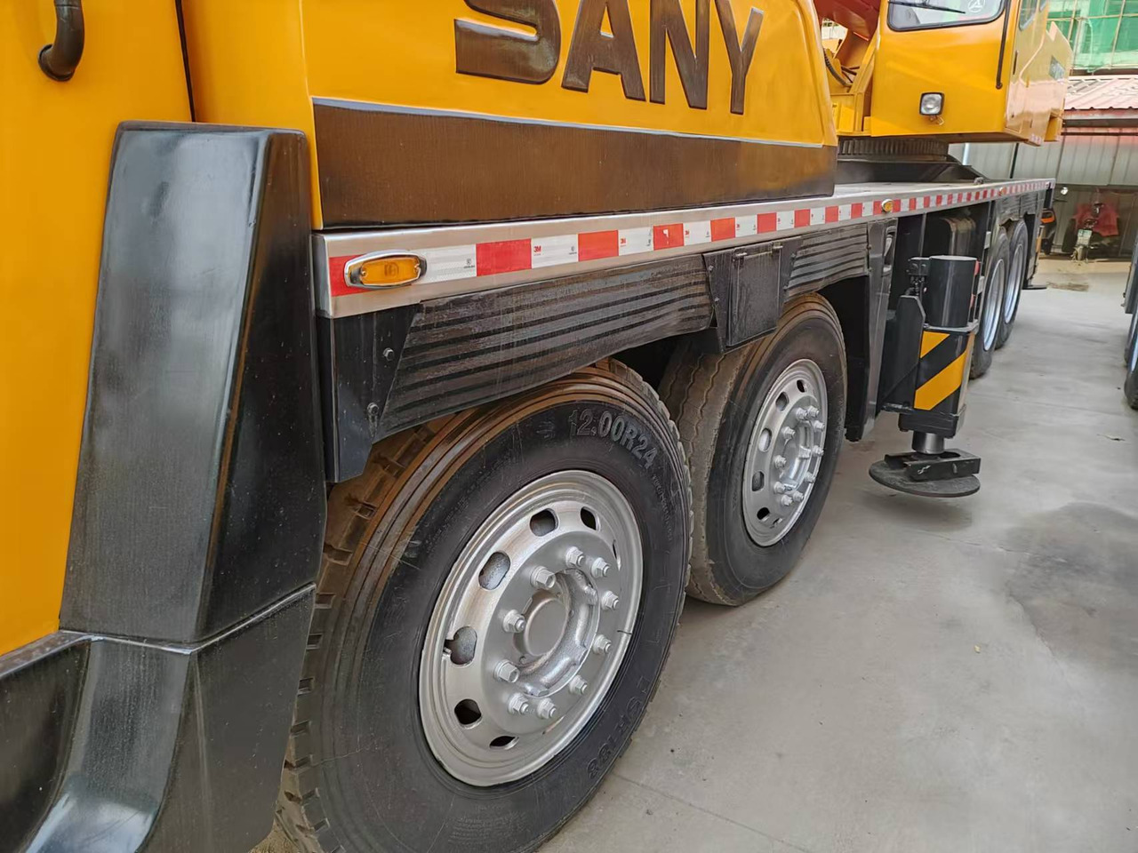 SANY STC750 - Мобильный кран: фото 3 SANY STC750 - Мобильный кран: фото 3