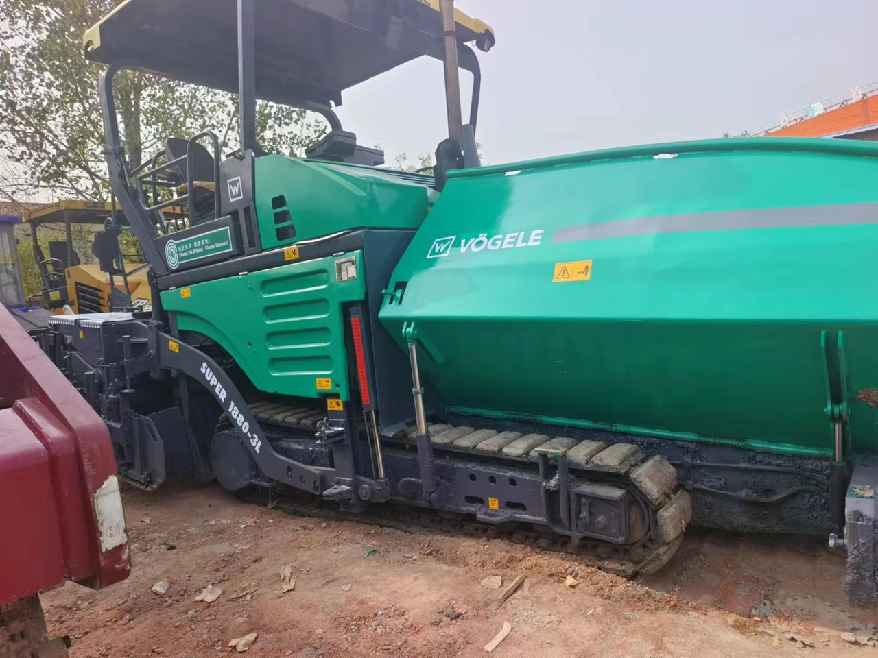 VOGELE 1800-3 - Асфальтоукладчик: фото 1 VOGELE 1800-3 - Асфальтоукладчик: фото 1