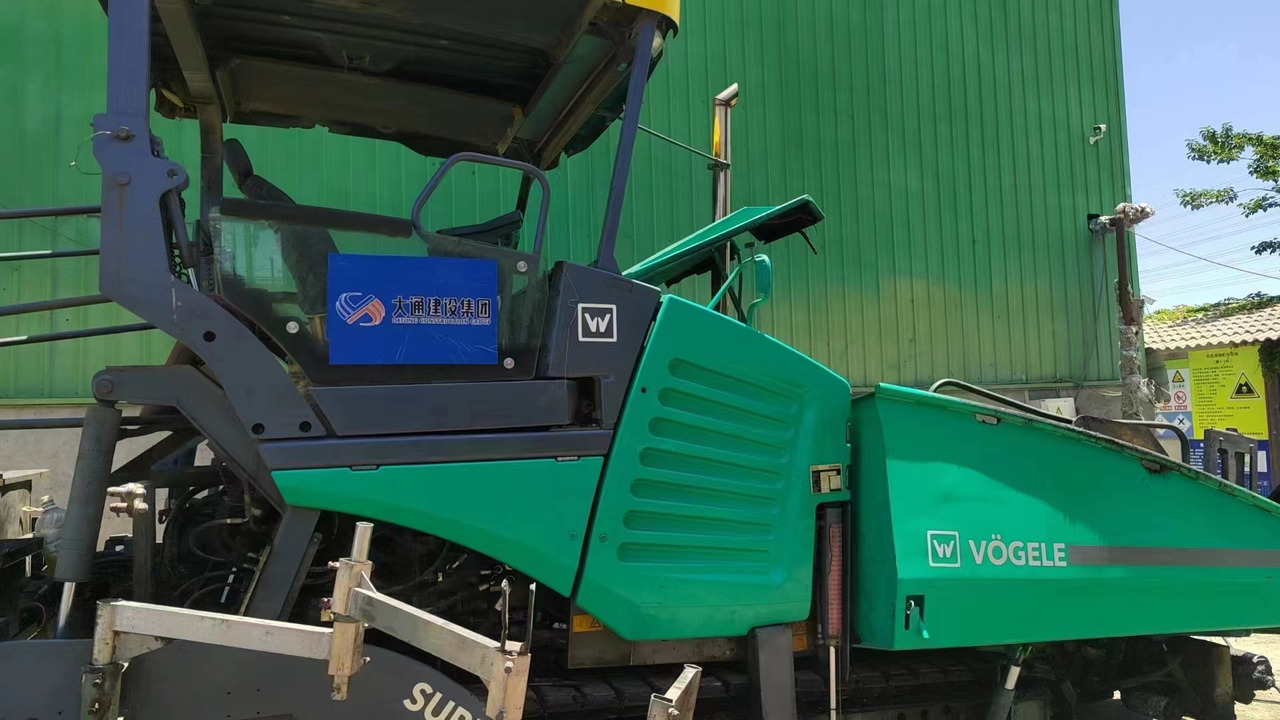 VOGELE 2100 - Асфальтоукладчик: фото 1 VOGELE 2100 - Асфальтоукладчик: фото 1