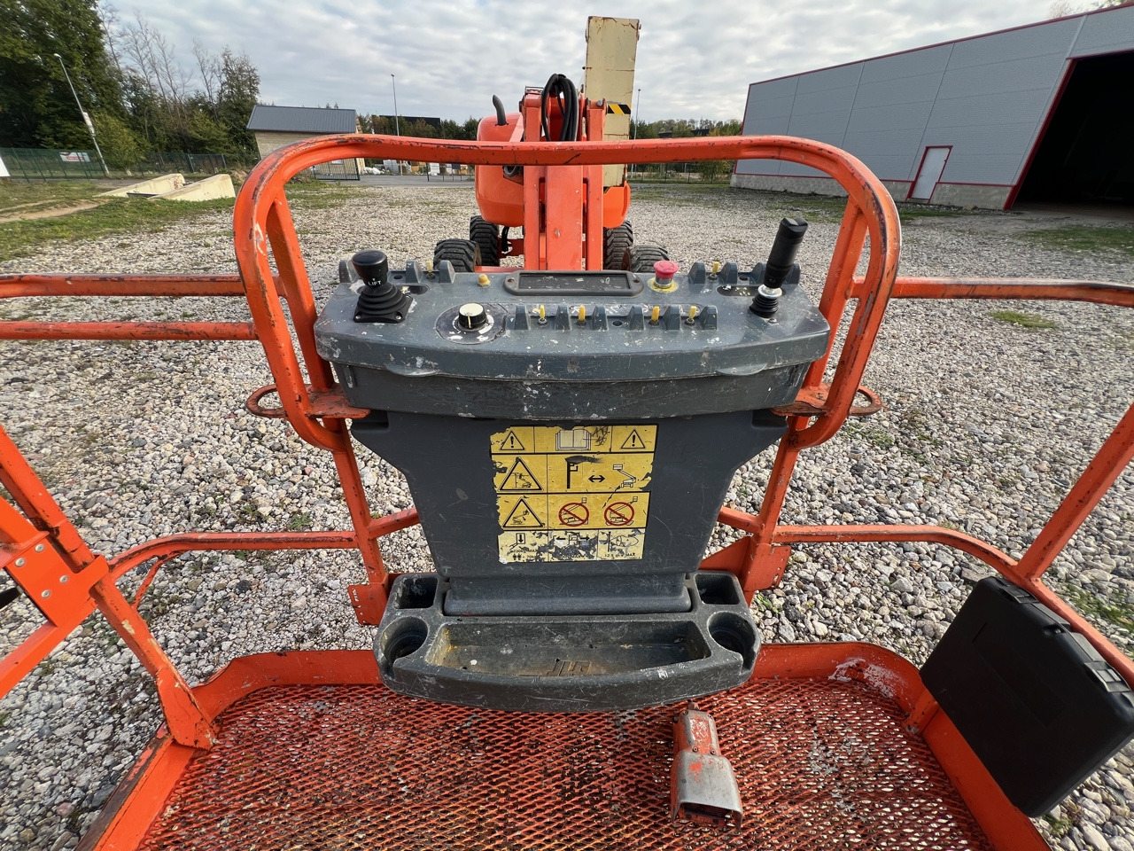 JLG 510 AJ - Коленчатый подъемник: фото 4 JLG 510 AJ - Коленчатый подъемник: фото 4