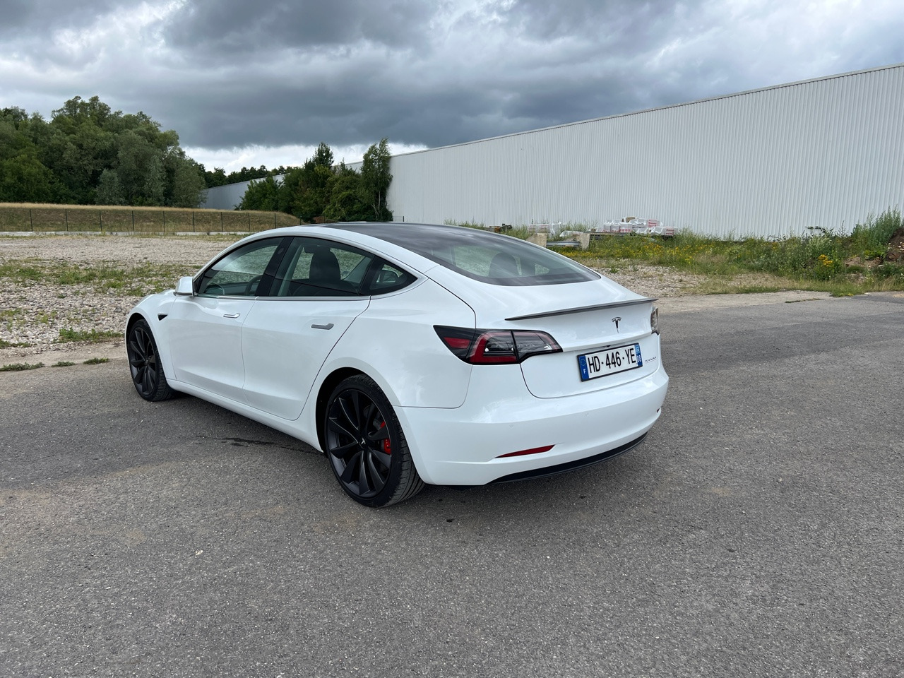 TESLA Model 3 Performance Dual Motor FSD 3 Autopilot - Седан: фото 5 TESLA Model 3 Performance Dual Motor FSD 3 Autopilot - Седан: фото 5