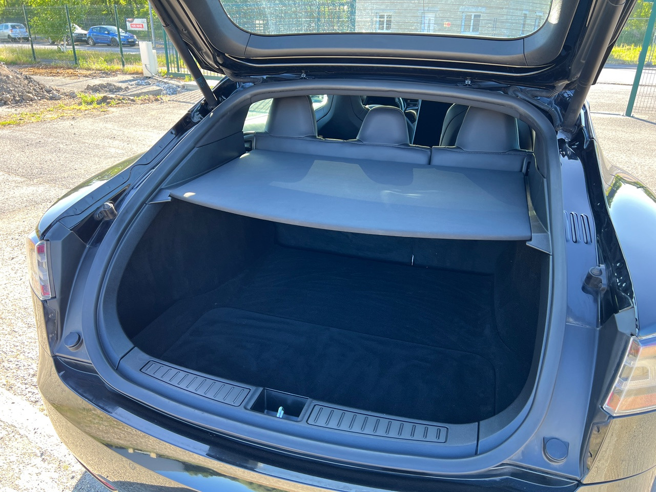 TESLA Model S 75D – PANO – Phase 2 - Седан: фото 5 TESLA Model S 75D – PANO – Phase 2 - Седан: фото 5