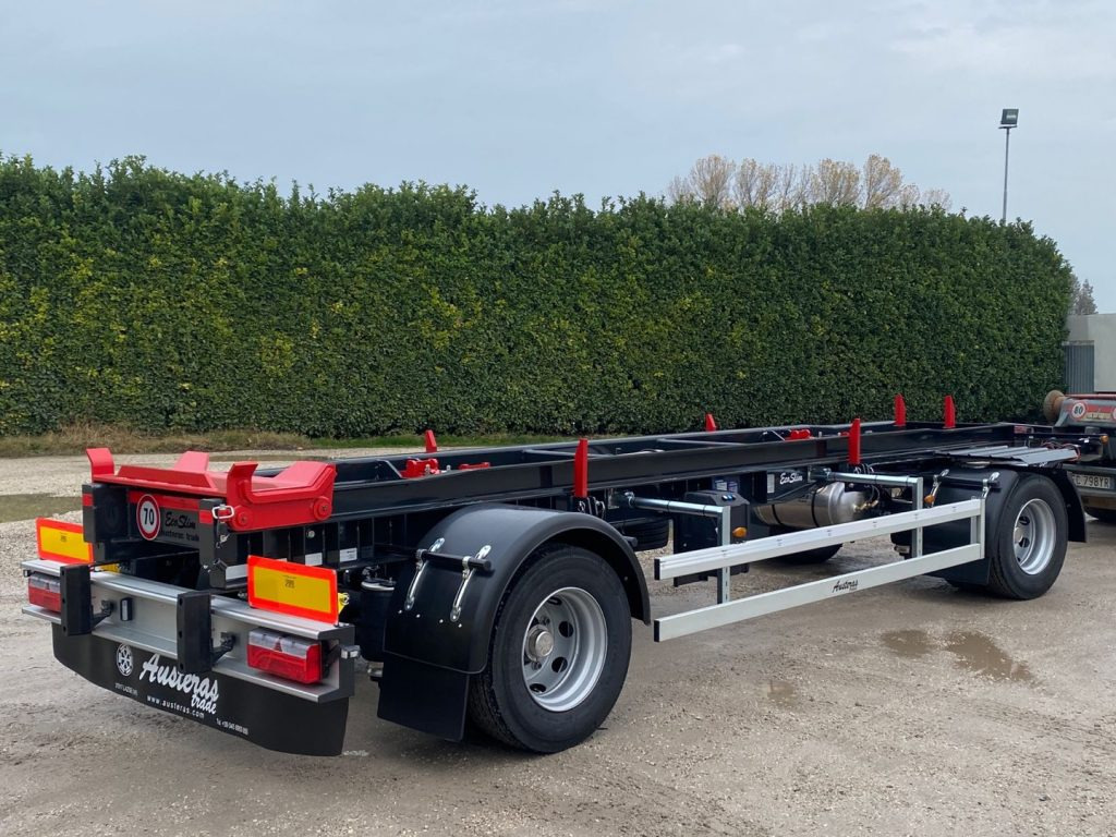 AUSTERAS RIMORCHIO NUOVO AUSTERAS SCARRABILE PNEUMATICO - Прицеп мультилифт/ Бункеровоз: фото 2 AUSTERAS RIMORCHIO NUOVO AUSTERAS SCARRABILE PNEUMATICO - Прицеп мультилифт/ Бункеровоз: фото 2