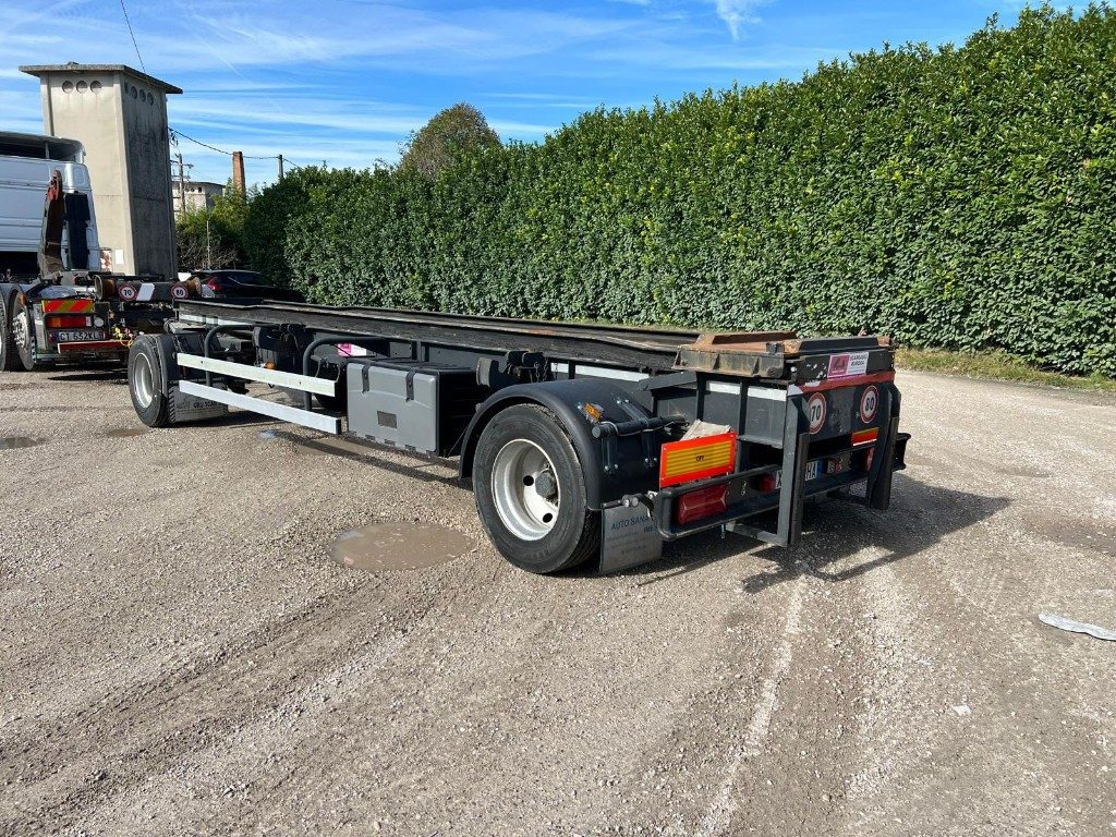 ZORZI RIMORCHIO ZORZI 20R073 SCARRABILE - Прицеп мультилифт/ Бункеровоз: фото 4 ZORZI RIMORCHIO ZORZI 20R073 SCARRABILE - Прицеп мультилифт/ Бункеровоз: фото 4