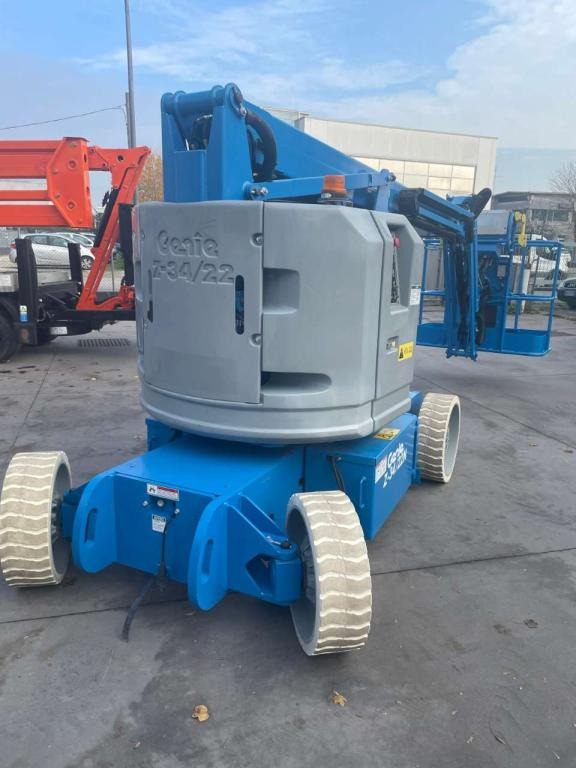 Коленчатый подъемник Genie Z34/22N: фото 7